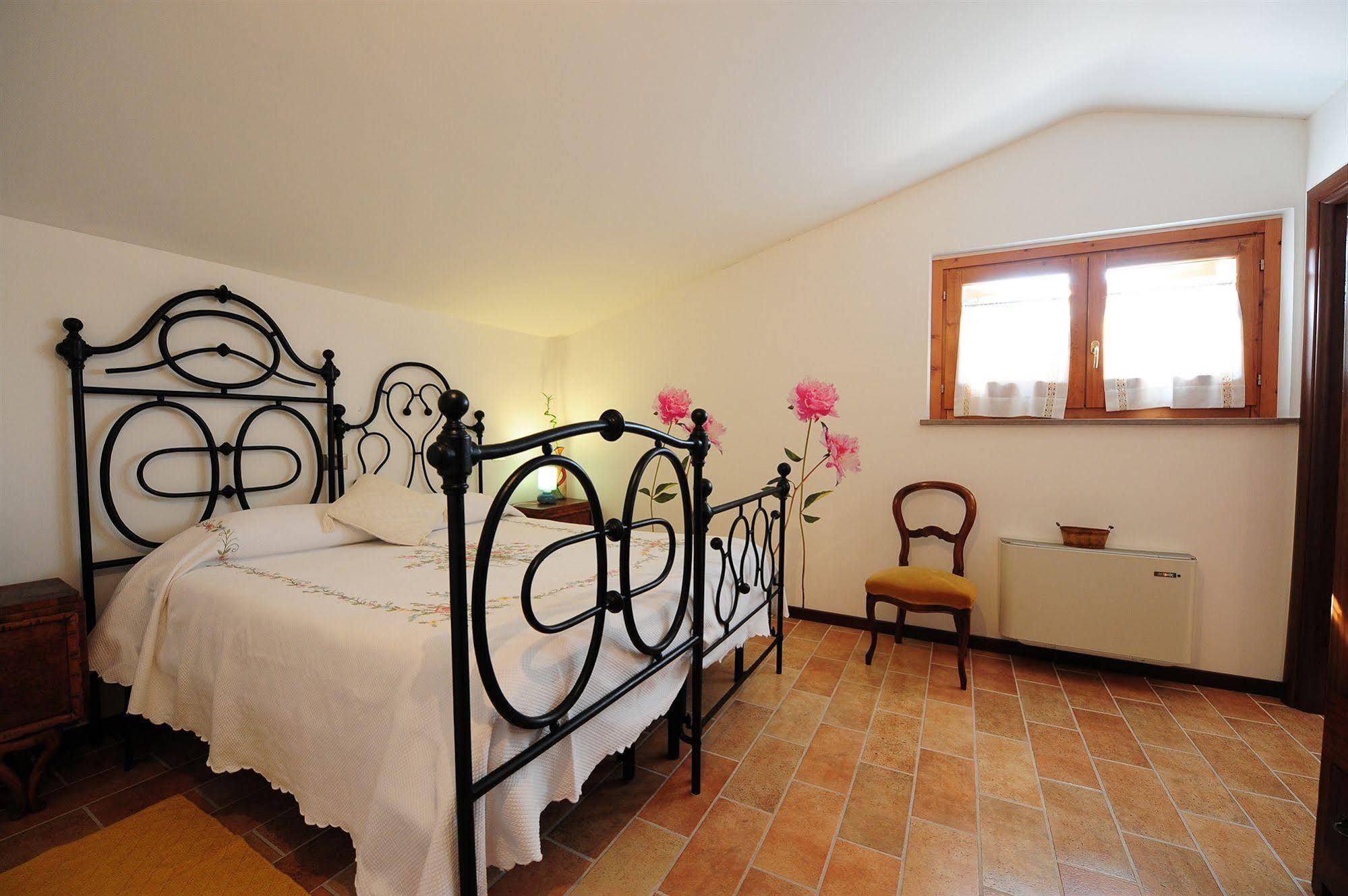 C'Era Una Volta B&B Перуджа Екстер'єр фото